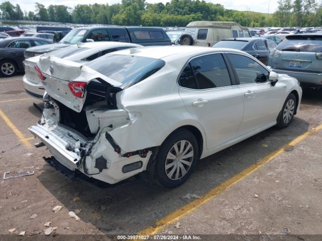 4T1E31AK5LU010745 Toyota Camry Le Hybrid