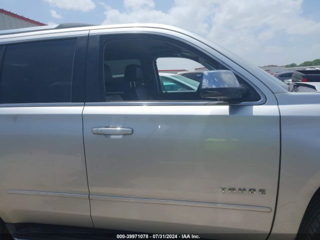 1GNSCCKC8HR119566 Chevrolet Tahoe Premier