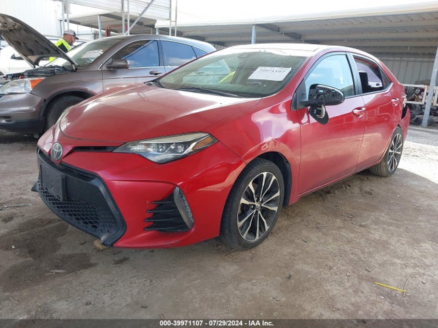 Toyota COROLLA SE 2017 5YFBURHEXHP590971 Image 2