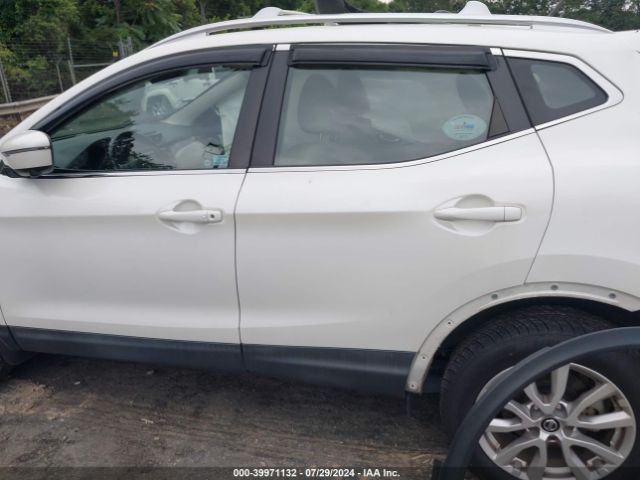 JN1BJ1CV5LW275306 Nissan Rogue Sport Sv Fwd Xtronic Cvt