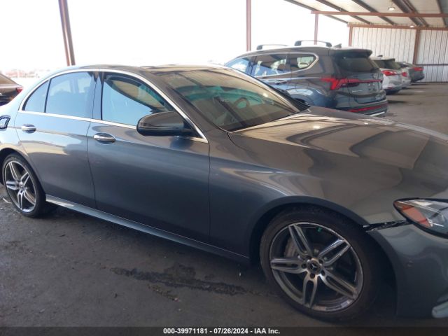 WDDZF4KB3JA312469 Mercedes-Benz E 300 4matic