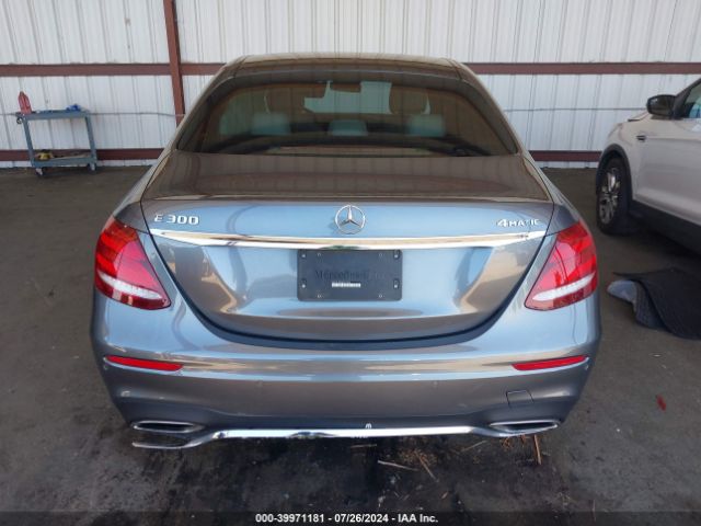 WDDZF4KB3JA312469 Mercedes-Benz E 300 4matic
