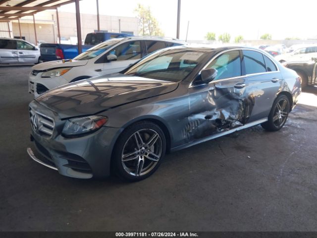 WDDZF4KB3JA312469 Mercedes-Benz E 300 4matic