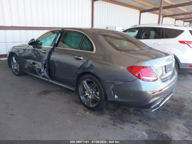 WDDZF4KB3JA312469 Mercedes-Benz E 300 4matic