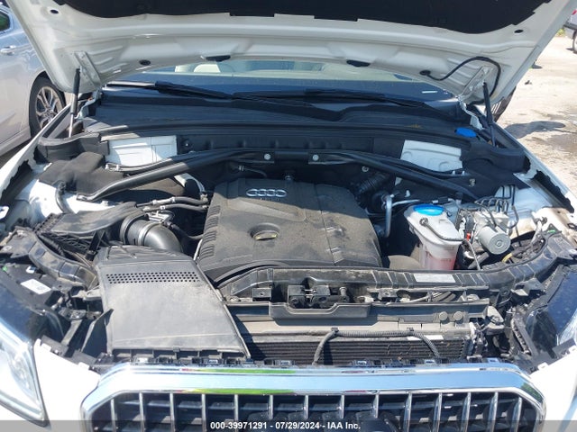 WA1L2AFPXHA046825 Audi Q5 2.0t Premium