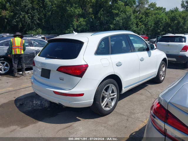 WA1L2AFPXHA046825 Audi Q5 2.0t Premium