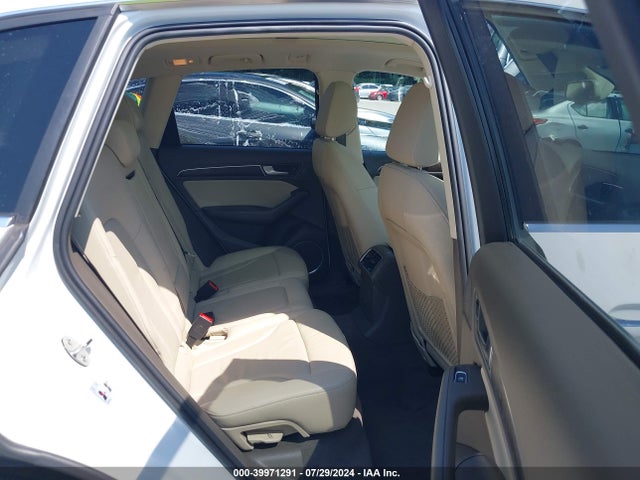 WA1L2AFPXHA046825 Audi Q5 2.0t Premium