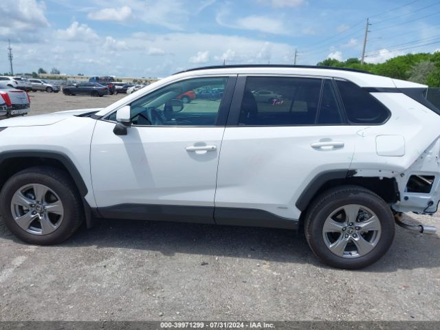 4T3RWRFV8RU138035 Toyota Rav4 Hybrid Xle