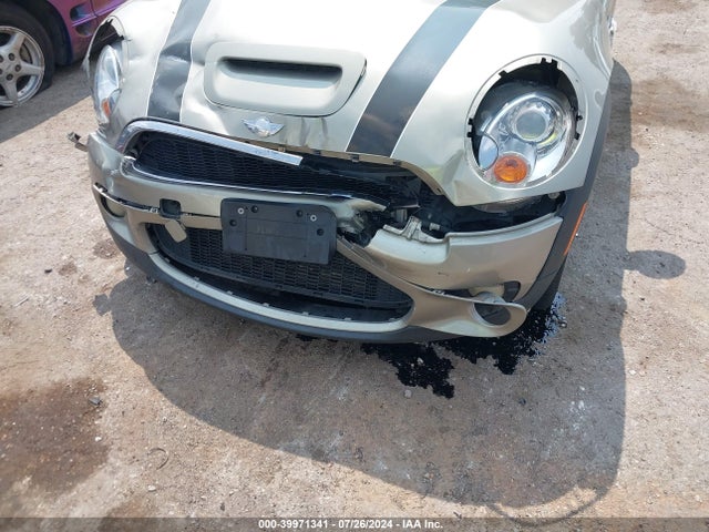 2008 MINI COOPER S WMWMF73538TV35024 Photo 5