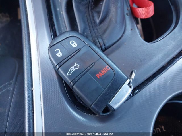 2C3CDZAG5MH597346 Dodge Challenger Sxt