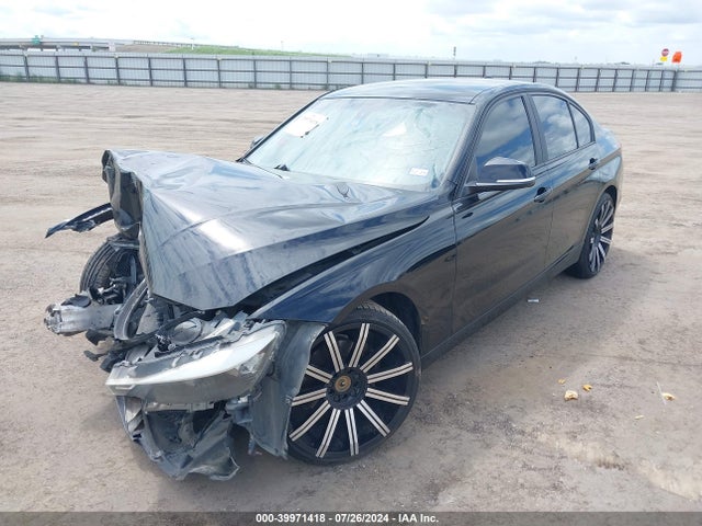 BMW 320i 2015 WBA3B1C57FP831027 Image 2
