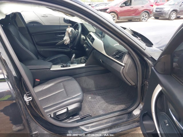 BMW 320i 2015 WBA3B1C57FP831027 Image 5