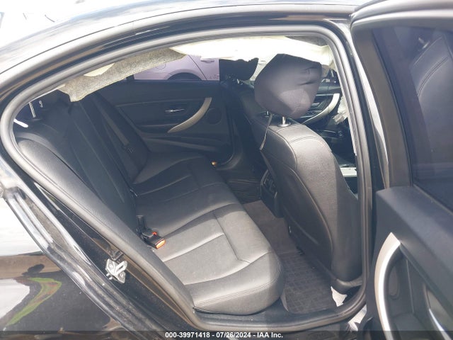 BMW 320i 2015 WBA3B1C57FP831027 Image 8