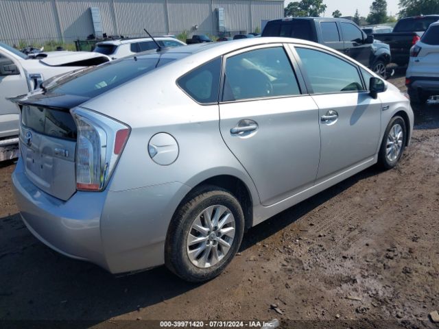 JTDKN3DP5E3056976 Toyota Prius Plug-in Advanced