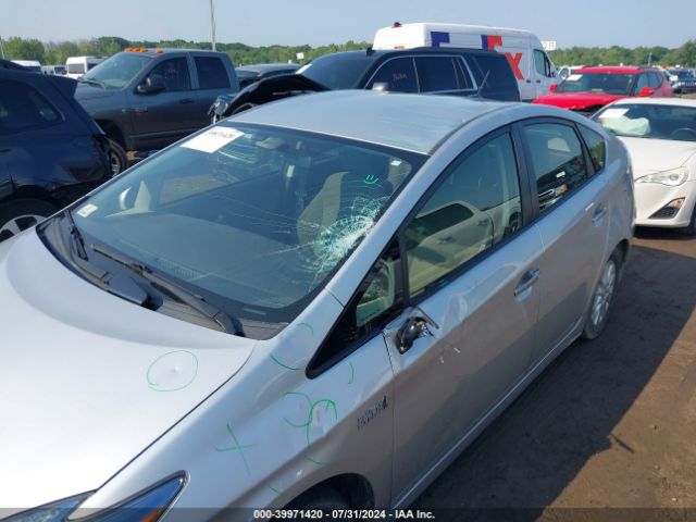 JTDKN3DP5E3056976 Toyota Prius Plug-in Advanced