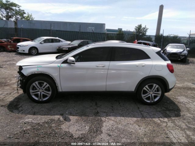 WDCTG4GB9JJ368383 Mercedes-Benz Gla 250 4matic