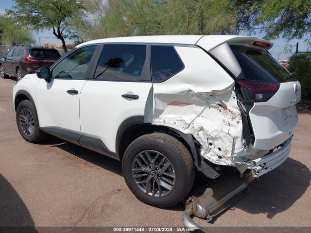 5N1BT3AA9PC853560 Nissan Rogue S Fwd