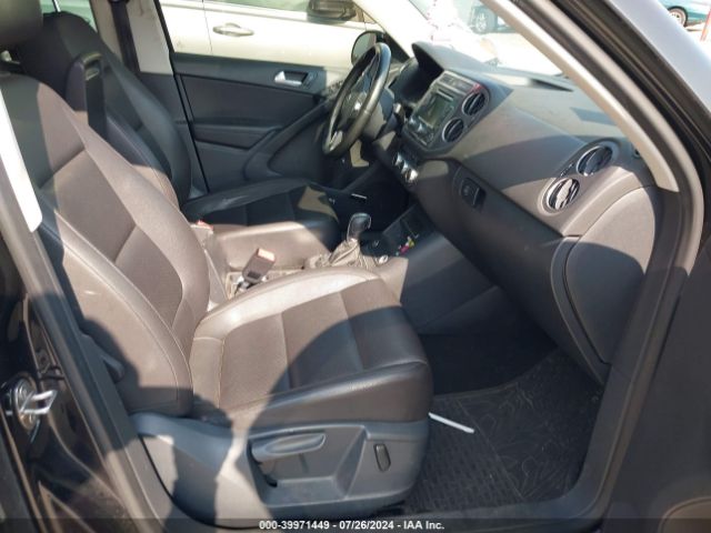 WVGBV7AX7FW552112 Volkswagen Tiguan Sel