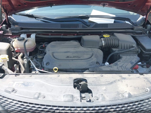 2C4RC1CG7NR223789 Chrysler Voyager Lx