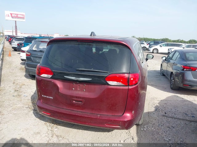 2C4RC1CG7NR223789 Chrysler Voyager Lx