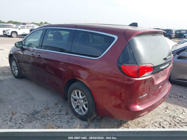 2C4RC1CG7NR223789 Chrysler Voyager Lx
