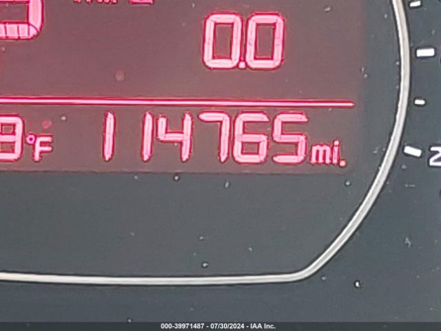 KNDJP3A55J7557071 KIA SOUL +