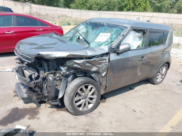 KNDJP3A55J7557071 KIA SOUL +