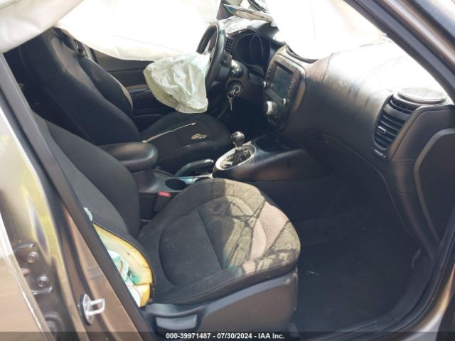 KNDJP3A55J7557071 KIA SOUL +