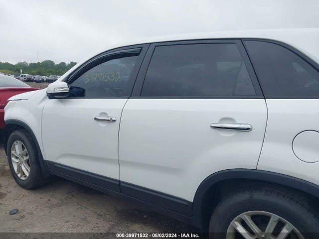 KIA SORENTO LX 2014 5XYKT3A63EG480895 Image 15