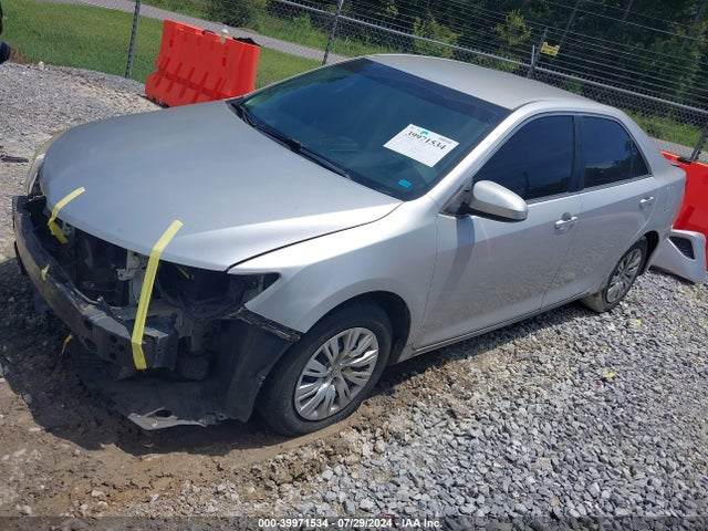 4T1BF1FK8EU389830 Toyota CAMRY LE