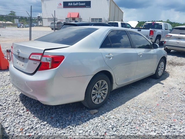 4T1BF1FK8EU389830 Toyota CAMRY LE