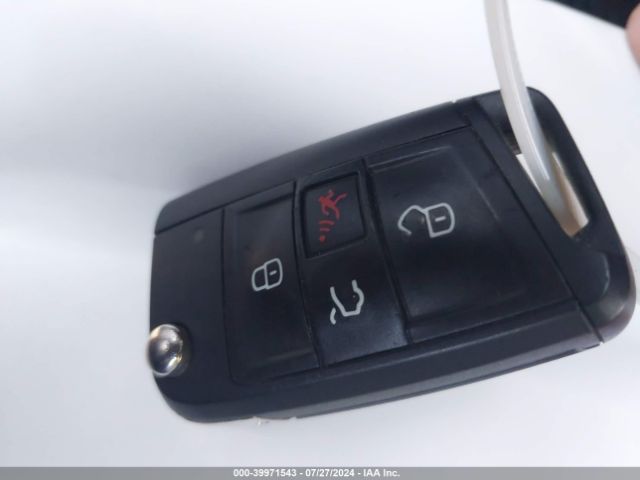 3VWCB7BU6LM022874 Volkswagen Jetta 1.4t R-line/1.4t S/1.4t Se