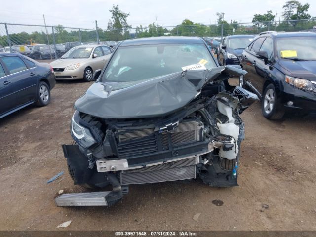 2GNAXUEV1K6116045 Chevrolet EQUINOX LT