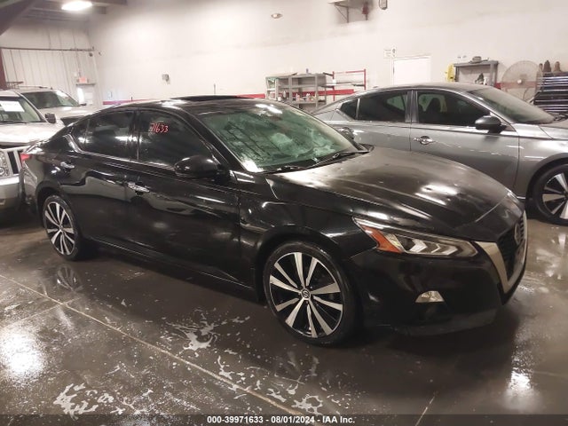 2019 1N4BL4FW1KN303349 main image