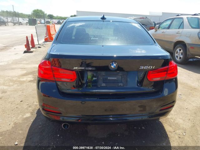 WBA8E5G53JNV02179 BMW 320i Xdrive