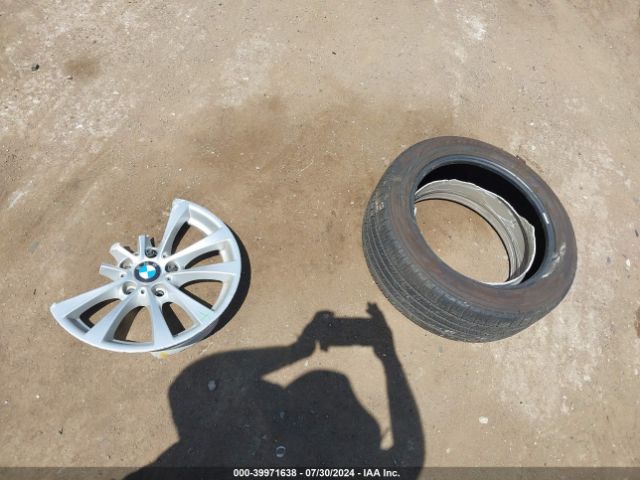 WBA8E5G53JNV02179 BMW 320i Xdrive