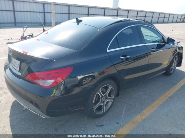 WDDSJ4EB3JN557258 Mercedes-Benz CLA 250