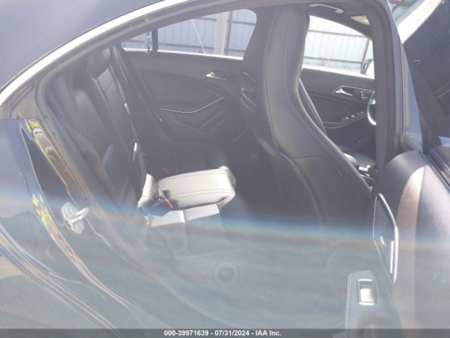 WDDSJ4EB3JN557258 Mercedes-Benz CLA 250