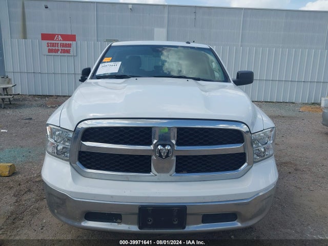 3C6RR6KT8NG172388 RAM 1500 Classic Tradesman  4x2 5'7 Box