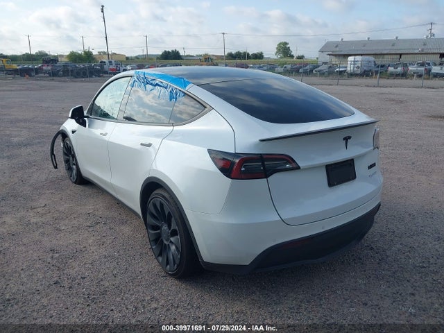 7SAYGDEF7NF338882 Tesla Model Y Performance Dual Motor All-wheel Drive