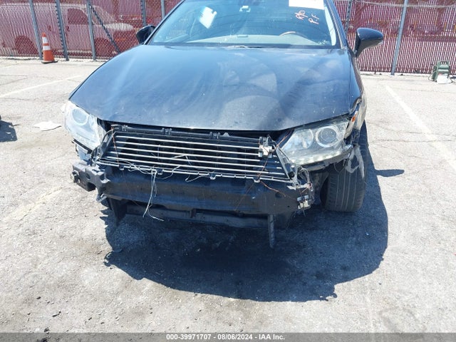 JTHBW1GG9E2053967 Lexus ES 300H