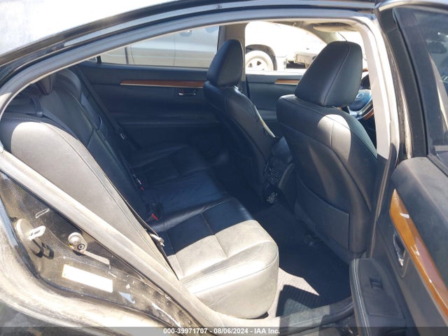 JTHBW1GG9E2053967 Lexus ES 300H