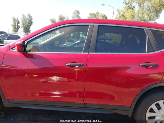 JN8AT2MT2HW384937 Nissan ROGUE S