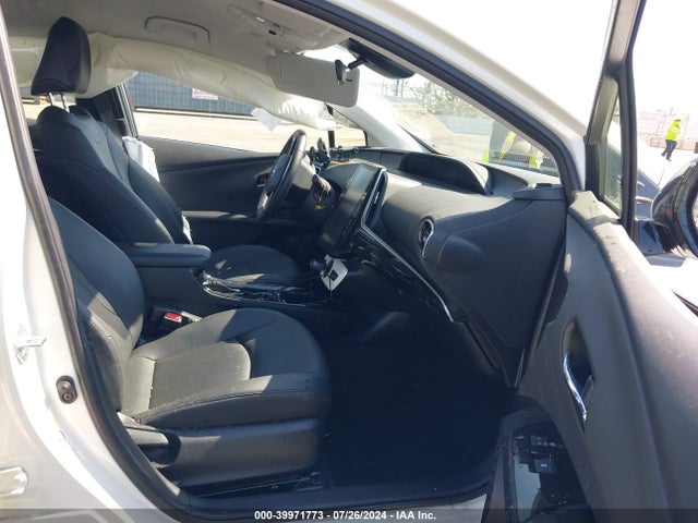 Toyota Prius Prime Premium 2017 JTDKARFP8H3019212 Image 5