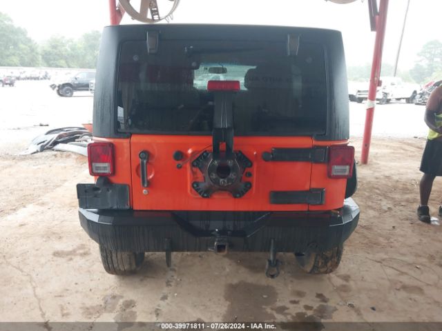 1C4BJWDG9FL726575 Jeep Wrangler Unlimited Sport