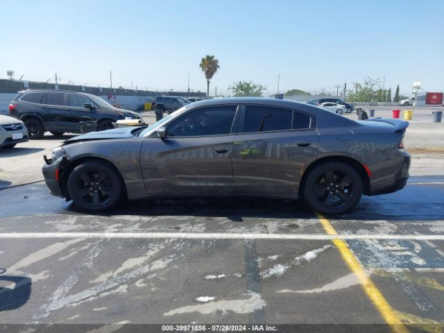 2C3CDXHG4JH188664 Dodge Charger Sxt Plus Rwd