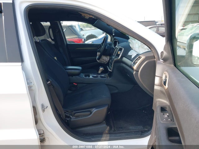 1C4RJFAG3GC498321 Jeep Grand Cherokee Laredo