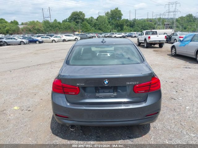 WBA8A3C57JA498893 BMW 320i Xdrive