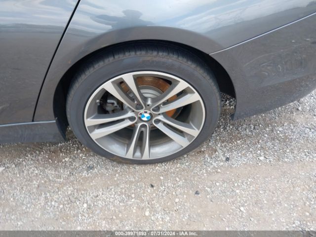WBA8A3C57JA498893 BMW 320i Xdrive