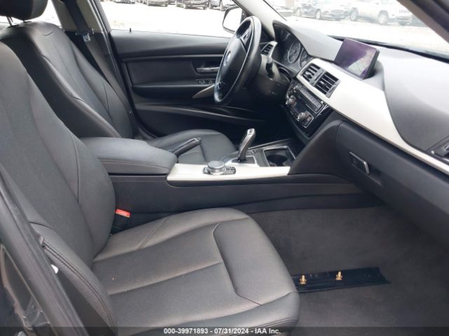 WBA8A3C57JA498893 BMW 320i Xdrive